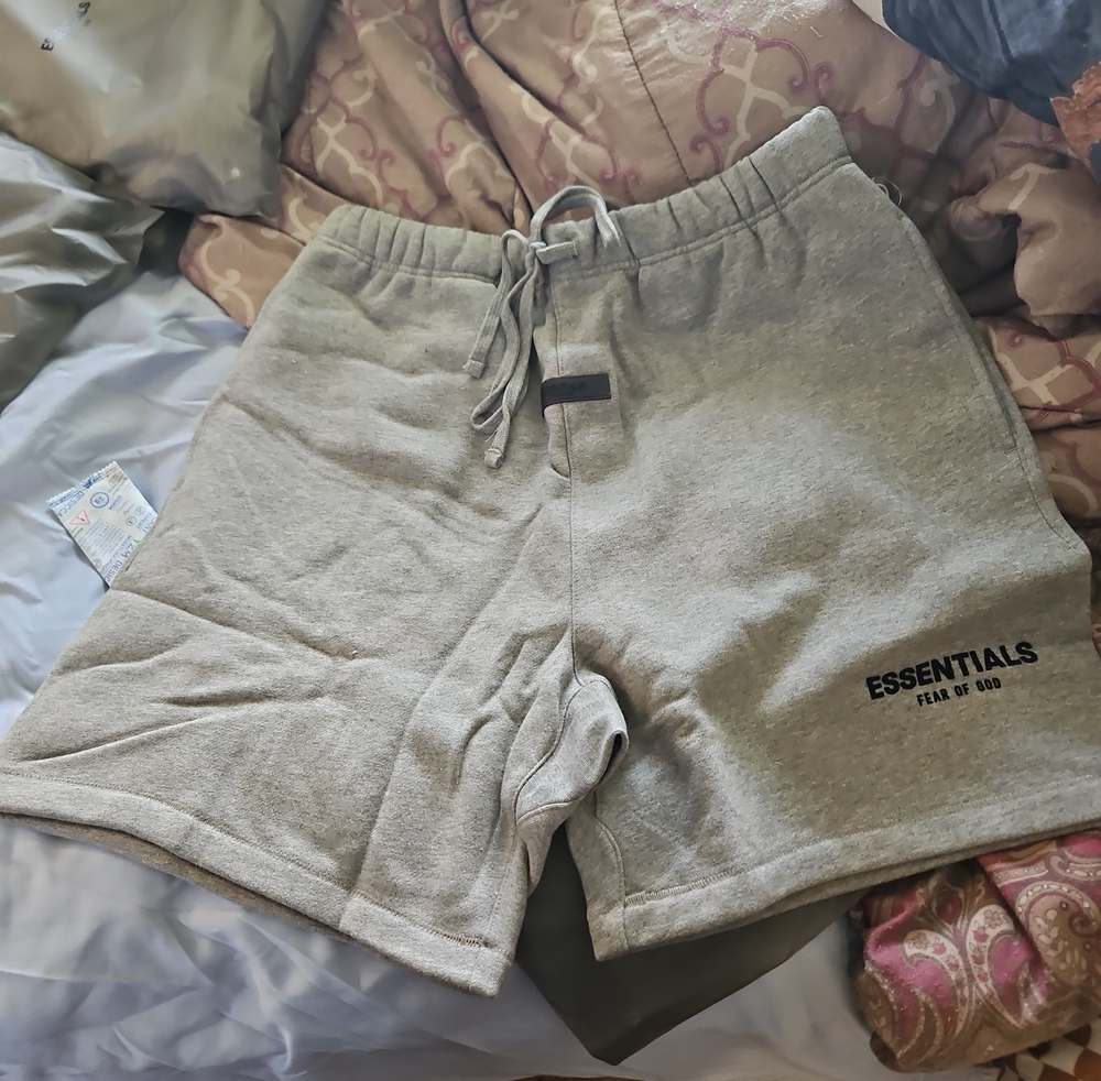 NWT Fear of God Essentials Men’s Dark Oat Athletic Sweat Shorts